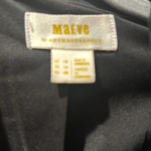 great blazer or jacket. thick material almost scuba . - Picture 2 of 6